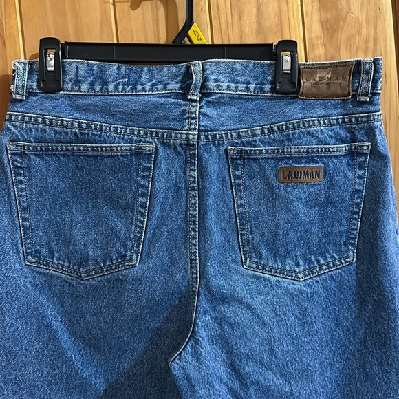 Vintage Lawman high waist jeans
Size 16 - Picture 1 of 7